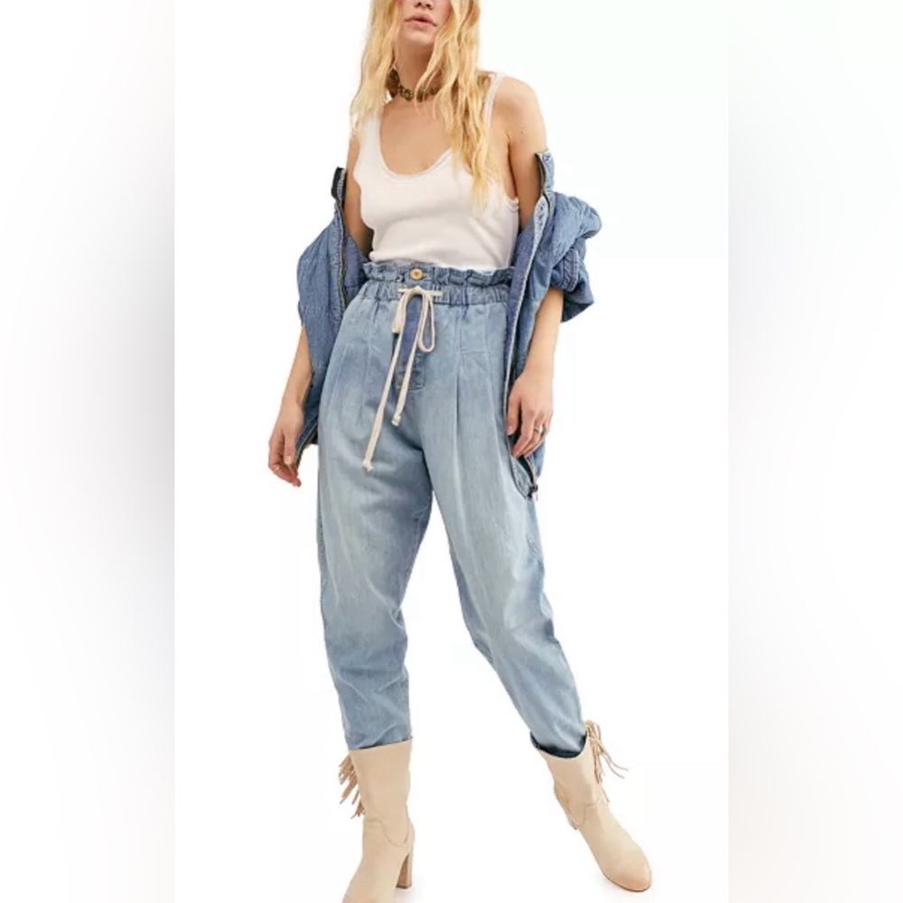 Free People Light Blue Paperbag Waist Ankle Jeans - Picture 2 of 9